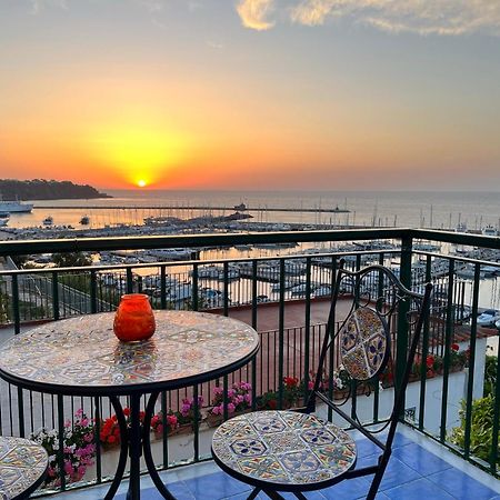 Punta Lingua Relais - Room 2 Sunset Terrace Procida Extérieur photo