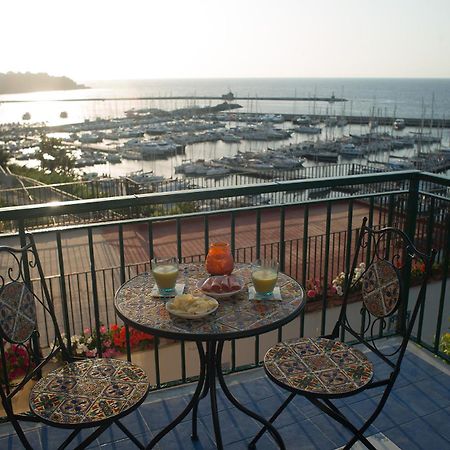 Punta Lingua Relais - Room 2 Sunset Terrace Procida Extérieur photo